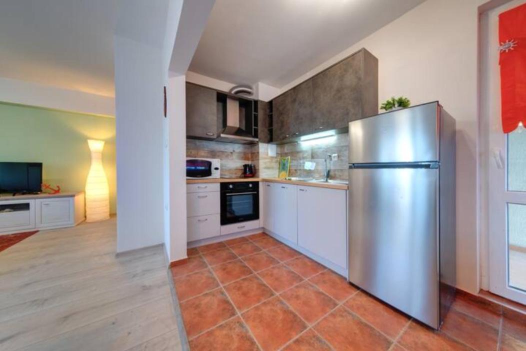 Flora - Beautiful *New* Apartment To The Beach Burgas Exterior foto